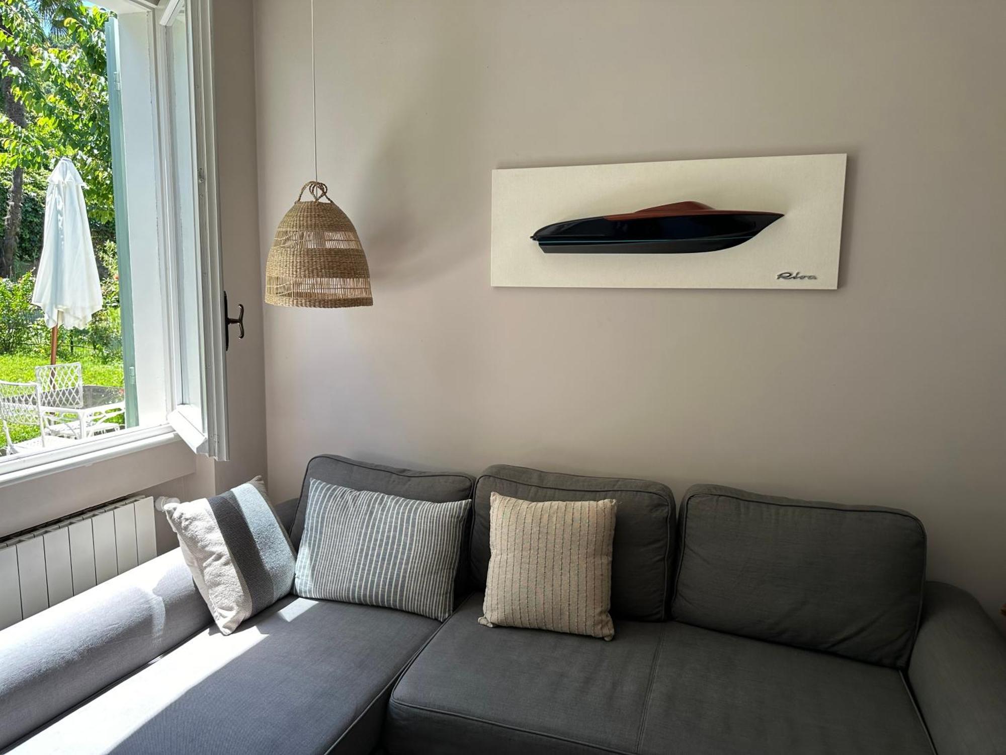 Casa Del Custode: Renovated Flat With Garden In A Villa Near The Lake 斯特雷萨 外观 照片