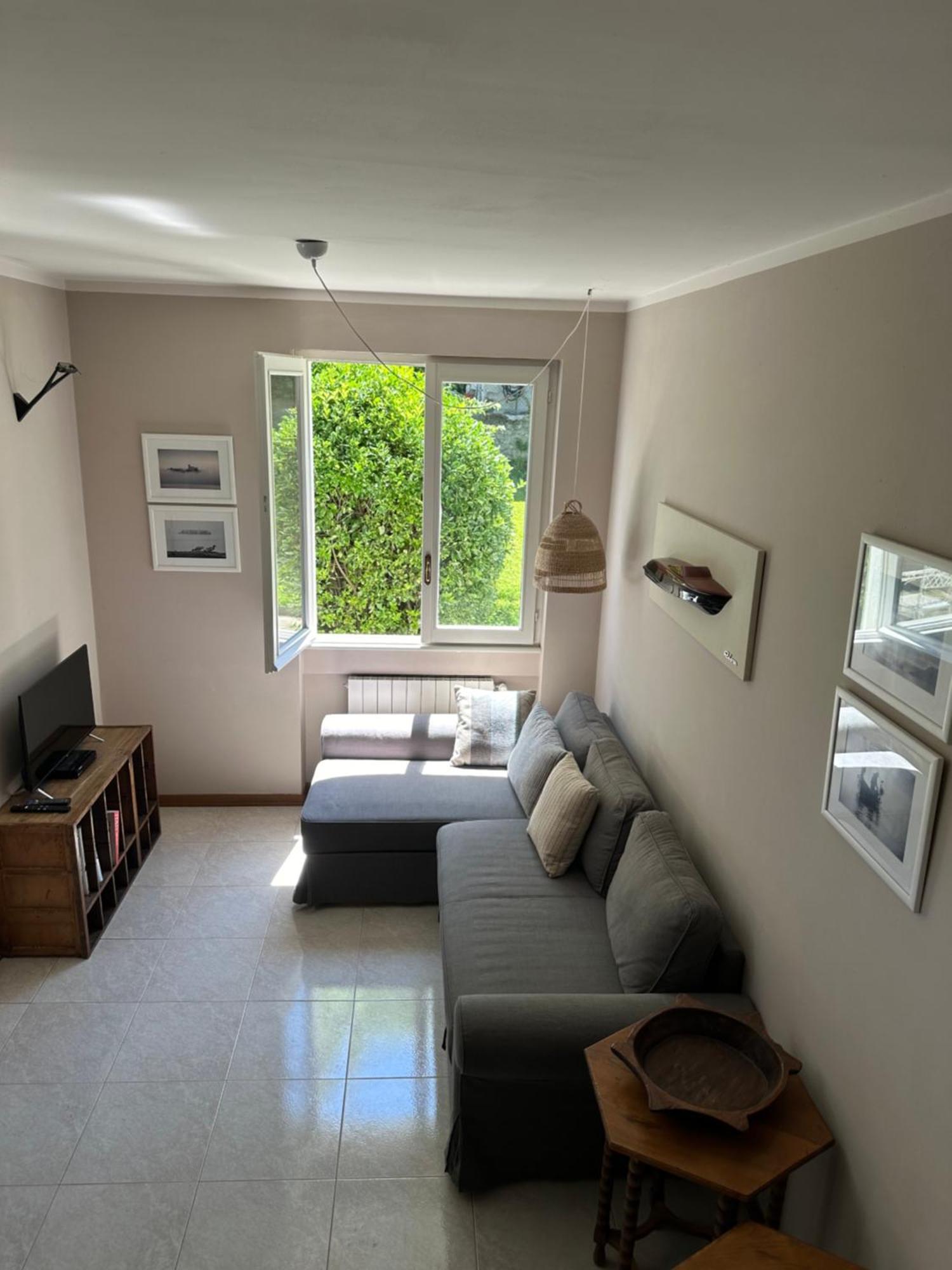 Casa Del Custode: Renovated Flat With Garden In A Villa Near The Lake 斯特雷萨 外观 照片