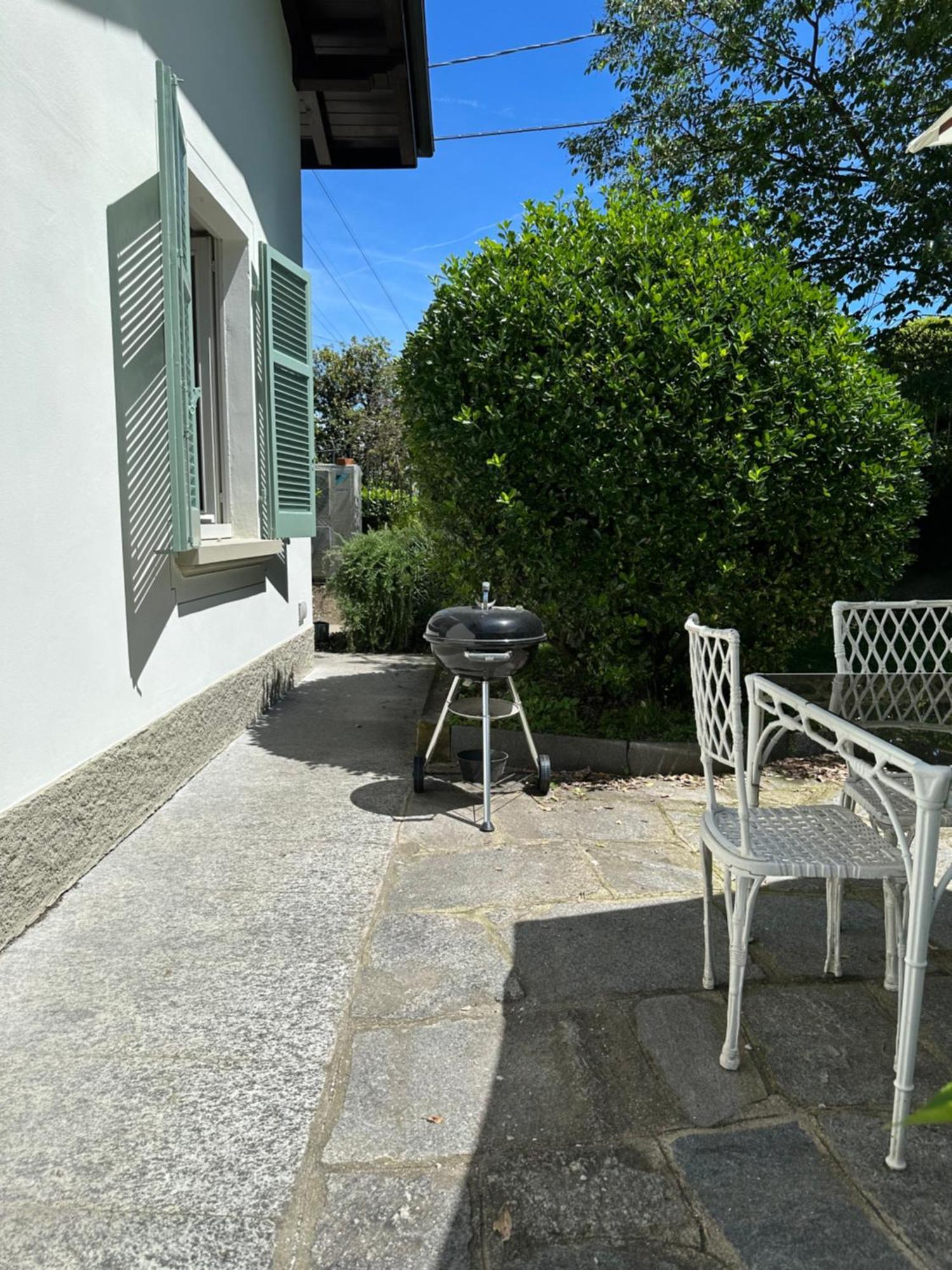 Casa Del Custode: Renovated Flat With Garden In A Villa Near The Lake 斯特雷萨 外观 照片