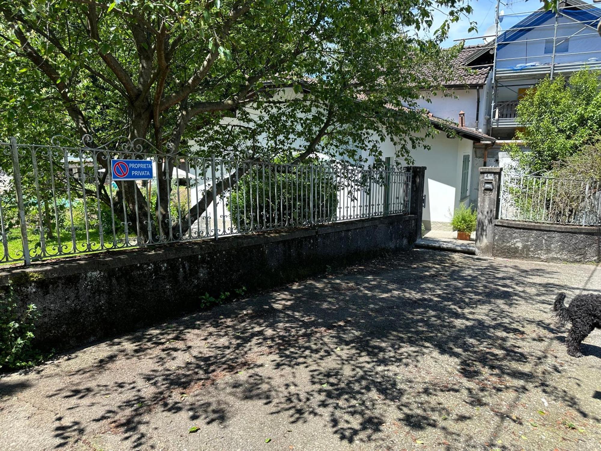 Casa Del Custode: Renovated Flat With Garden In A Villa Near The Lake 斯特雷萨 外观 照片